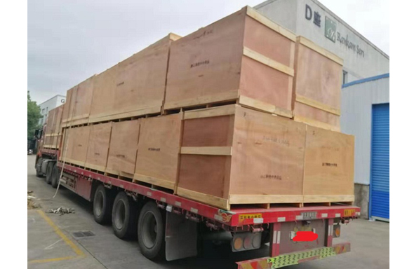 ����ͷ�����Ψһ�г���������