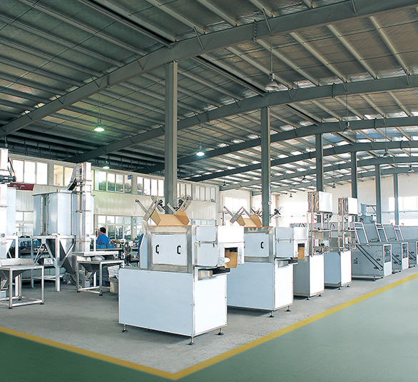 南京大学食堂中央厨房自动洗碗机-龙八头号玩家唯一中央厨房设备江苏案例 南京大学食堂中央厨房自动洗碗机-龙八头号玩家唯一中央厨房设备江苏案例